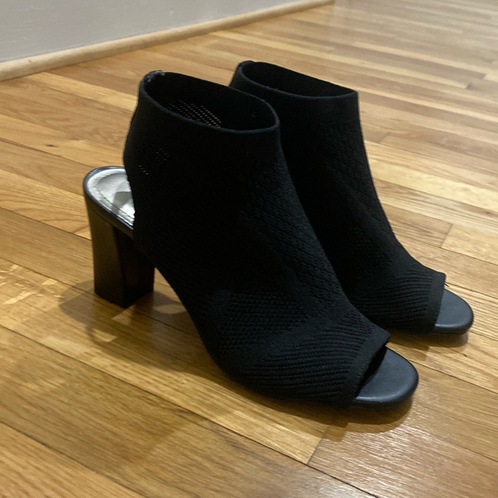 Women's Impo Stretch open toe size 6.5